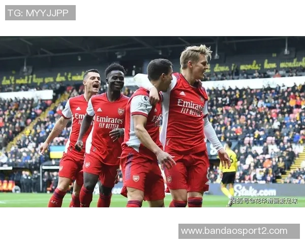 詹俊分析曼联逆转水晶宫比赛表现中场和边路引援仍显迫切需求